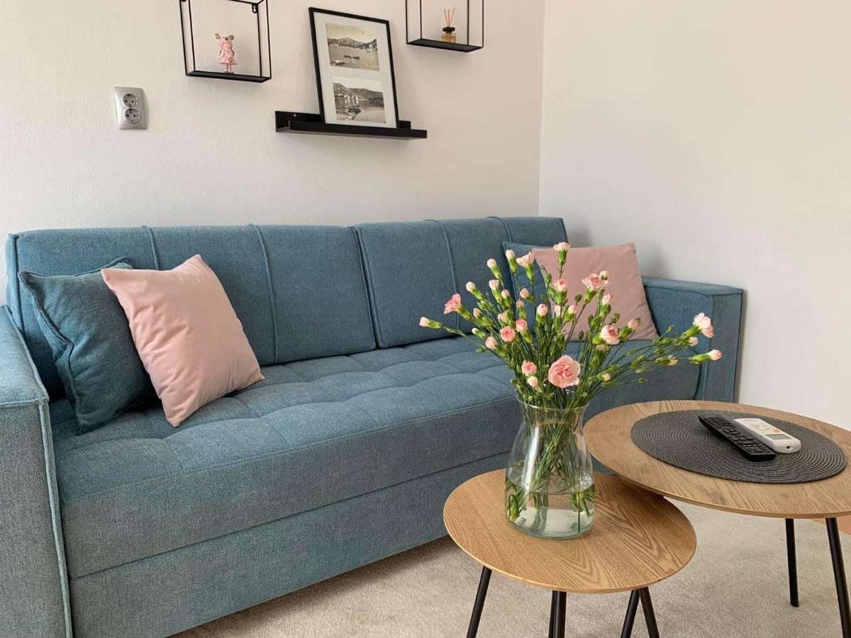 Apartman Mare Blace Buitenkant foto